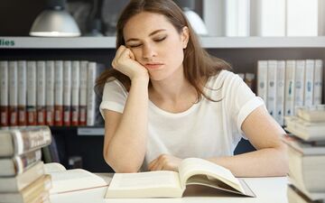 اگر مدام احساس خستگی می‌کنید، این خوراکی‌ها را مصرف کنید