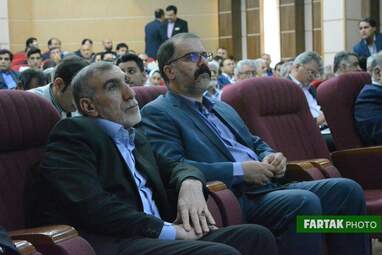 همایش سرایه گذاری مدیریت شهری کرمانشاه در هتل پارسیان 