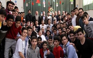 بازدید سرزده آقای وزیر از مدرسه دانش‌آموزان مسیحی