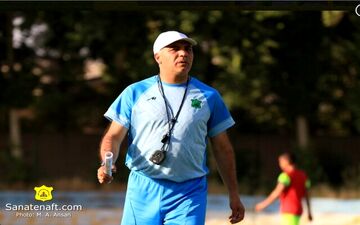 پرکاس سرمربی نفت آبادان شد