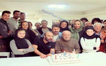 عوامل سریال "پایتخت٥" در یک قاب