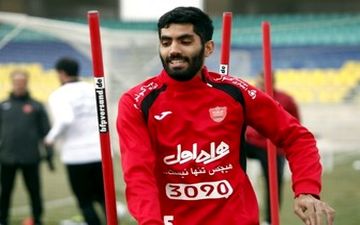 شرط بازیکن پرسپولی برای ماندن در جمع سرخپوشان