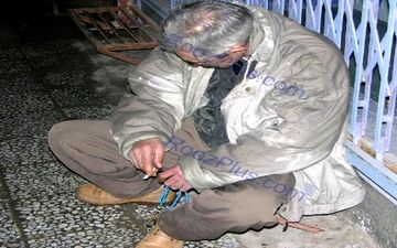 گدای میلیونر دستگیر شد+عکس