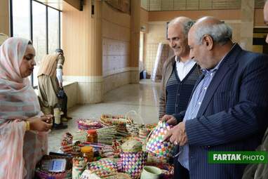 حضور حاج حسن سلیمانی در جشنواره کرمانشاه پایتخت آیین های نوروزی به روایت تصویر
