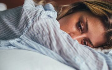 بین ساعت ۲ تا ۴ صبح بیدار می شوید؟ پس این مطلب را بخوانید

