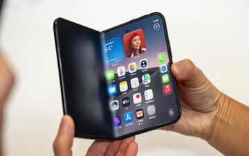 بررسی جامع آیفون Duo؛ نخستین گوشی تاشوی اپل