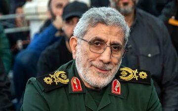 حضور سردار قاآنی در مراسم تشییع شهدای تهران + ویدئو