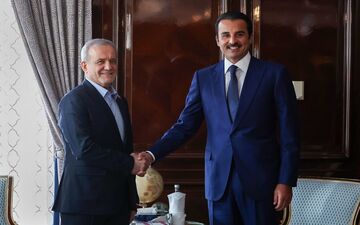 گفت‌وگوی امیر قطر و رئیس‌جمهور ایران درباره همکاری‌های انرژی