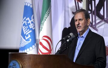  جهانگیری در همایش حامیان روحانی:
چنان از آزادی صحبت می‌کنند، انگار نه انگار آنها مطبوعات را بستند
