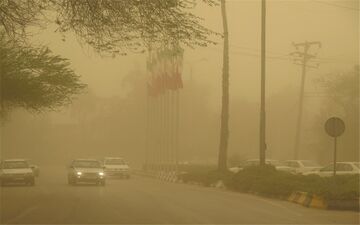 قطع برق در اهواز ناشی از شدت باد و بروز حادثه بود/ برق تمامی شهر اهواز وصل شد 