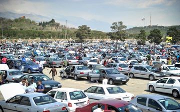  قیمت خودرو باز هم کاهش می‌یابد 