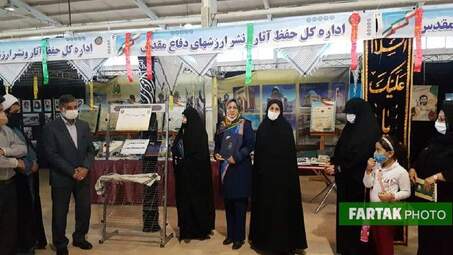 رو نمایی از نمایش‌‌نامه ساعت به وقت کرونا و کتاب گذرگاه