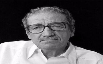 همراه با «خایمه سابینس» تک تیرانداز ادبیات مکزیک
