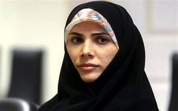 دختر «سوپر نجومی‌بگیر» به جمع حامیان روحانی پیوست + عکس 