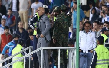 منصوریان موضعش را تکرار کرد/او از چیزی درباره پرسپولیس خبر دارد؟