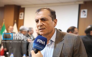 کشف و معدوم‌سازی پنج تن مواد غذایی فاسد در مرز مهران