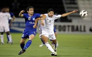 بالاخره بمب نقل و انتقالات  استقلال قراردادش را ثبت کرد +عکس