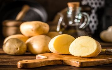 ۷ فایده شگفت انگیز سیب زمینی / ناشناخته‌ ترین مزایای سیب زمینی