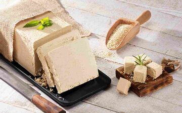 طرز تهیه حلوا ارده وگان؛ دسر خوشمزه و مقوی برای گیاهخواران
