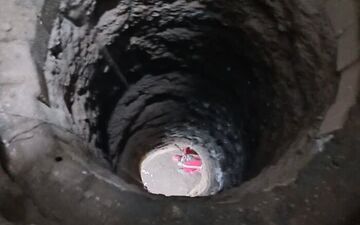 نجات جوان بوکانی پس از سقوط به چاه ۱۵ متری 