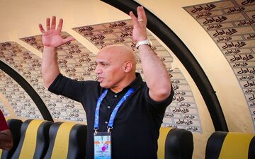  اخراج سرمربی سابق استقلال صحت ندارد