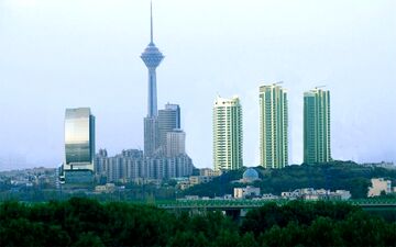 تهران پایتخت می ماند یا نه؟