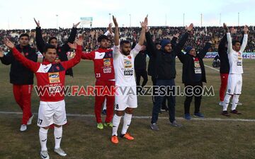  روزنه های امید در باشگاه پرسپولیس/ هواداران چشم انتظار 
