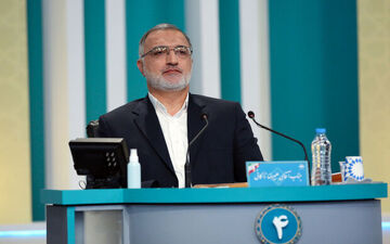 کناره‌گیری زاکانی از انتخابات به نفع رئیسی 