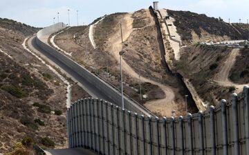هزینه رویا پردازی رییس‌جمهوری ایالات متحده را پرداخت نمی‌کنیم