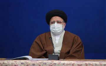 رئیسی: مقام معظم رهبری با کلیدواژه «ما می‌توانیم» به ما آموختند که می‌توانیم دشمن را مایوس و وادار به عقب نشینی کنیم