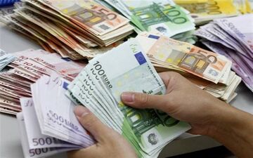  قیمت خرید دلار در بانک‌ها امروز ۹۸/۰۳/۲۷| دلار بانکی ۱۳ هزاری شد
