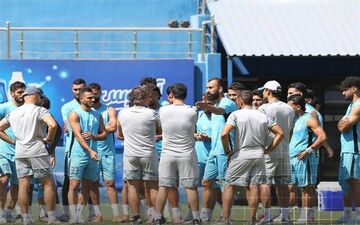 غیبت چشمی در تمرین امروز استقلال