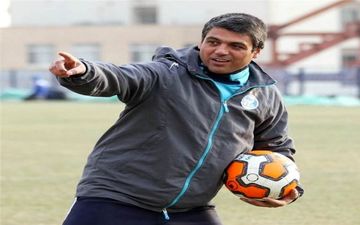 دلیل نتیجه نگرفتن استقلال فاش شد: بازیکنان استقلال نمی‌خواهند شفر نتیجه بگیرد