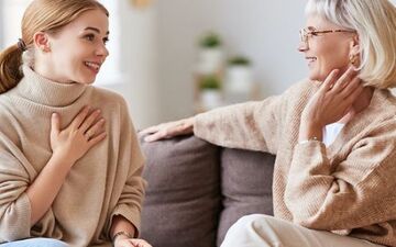 سوالات مادر داماد از عروس در جلسه خواستگاری| دخترهای دم بخت حتما بخوانند!