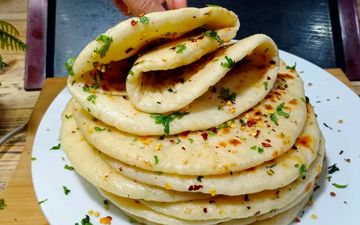 نان صبحانه ترکی؛ بافتی نرم و طعمی بی‌نظیر به سبک آشپزهای ترکیه‌ای | فیلم