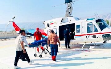 نجات جان دو بیمار بدحال توسط بالگرد اورژانس هوایی بستک