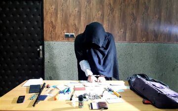  تمرین سرقت بر روی خودروهای فامیل توسط دختر جوان
