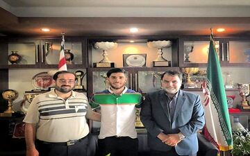  مهاجم جوان پیکان تمدید کرد