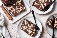 طرز تهیه کیک یخچالی؛ دسر خنک و شیرین با کمترین زحمت + ویدئو آموزشی