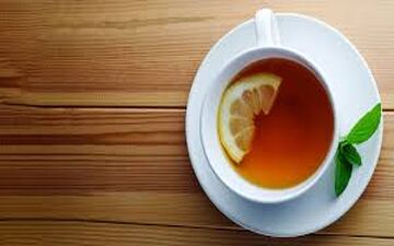  به این دلیل لیمو ترش را با چای نخورید!