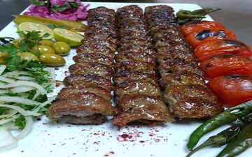 میخوای کباب کوبیده توخونه مثل رستوران درست کنی؟ بیا تا ترفندها رو بهت بگم
