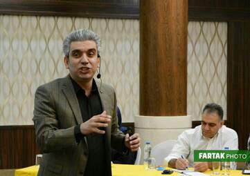 برگزاری کارگاه آموزشی تکنیک‌های ارتباط مؤثر در هتل پارسیان کرمانشاه