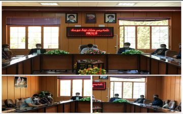 نشست اعضای تیم فوتبال سرخ پوشان سرابله با معاون فرماندارچرداول