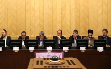 برخورد انتظامی تنها راه مقابله با بدحجابی نیست