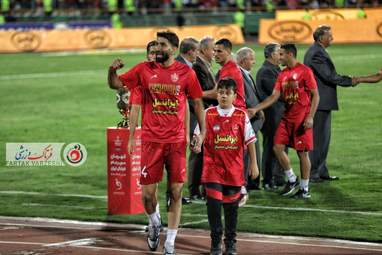 جشن اهدای جام قهرمانی سوپر جام به پرسپولیس