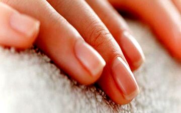 چطور ناخن‌هایمان را زودتر بلند کنیم؟
