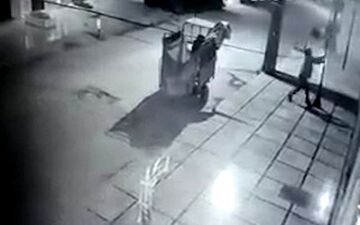 سرقت تیر چراغ برق در اهواز! + فیلم 