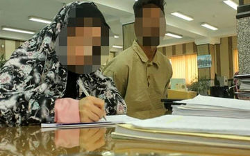دستگیری زن جوان و همدست مردش/ فرار از جرم با جعل مدرک دولتی+عکس 
