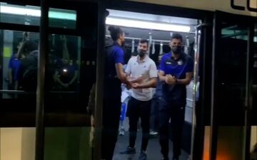 بازگشت کاروان استقلال به ایران با پرواز اختصاصی + فیلم