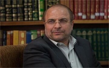 عکس/ قالیباف عازم مکه شد